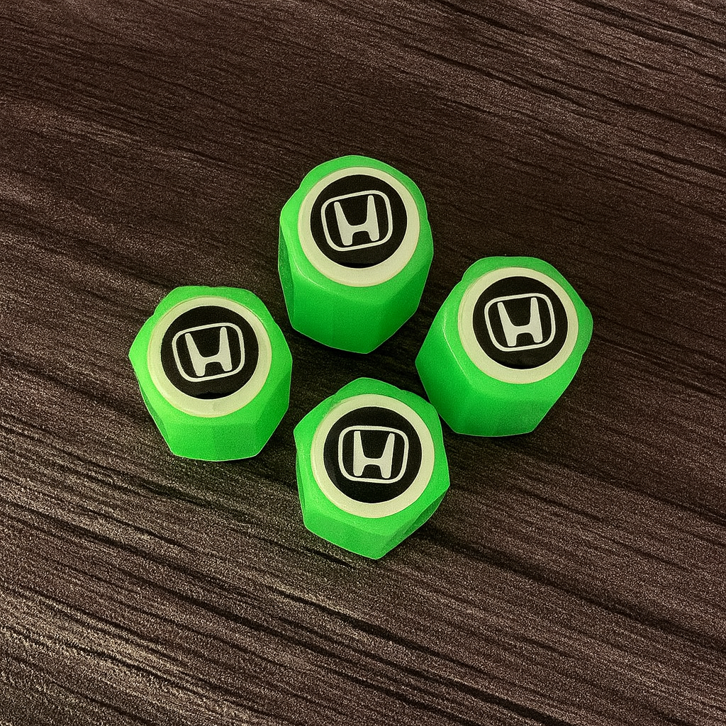 Комплект 4 светещи в тъмното капачки за джанти с лого