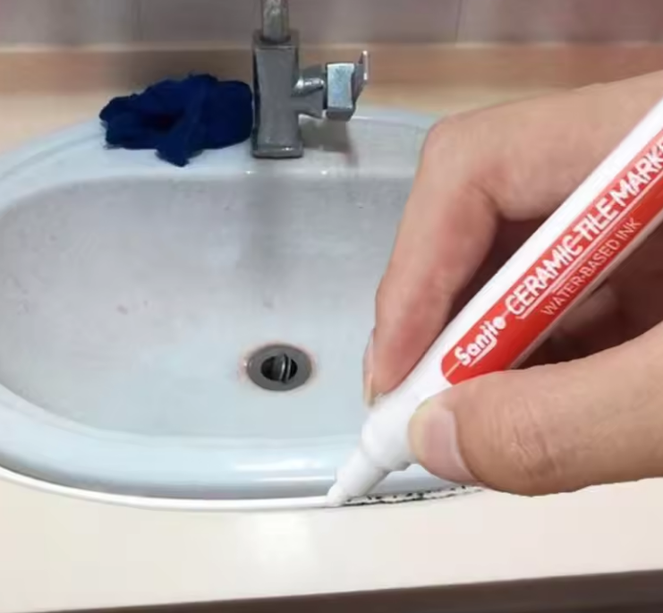 Предлагаме 2 коректора за фуги + 1 коректор БЕЗПЛАТНО